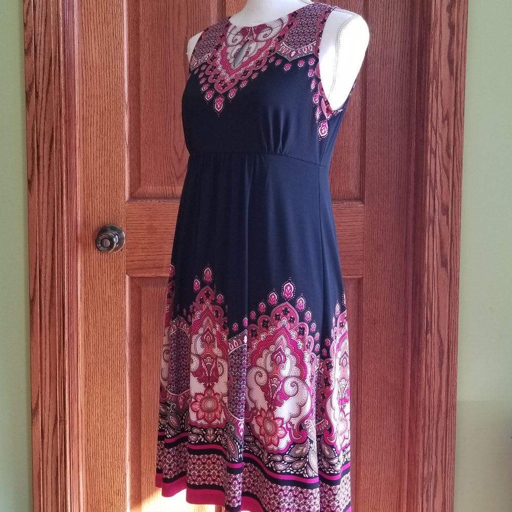 NEW LISTING!! APT 9 Summer Shift Dress - Picture 2 of 5
